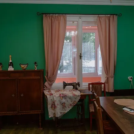 Cozy & Quiet * 바르나